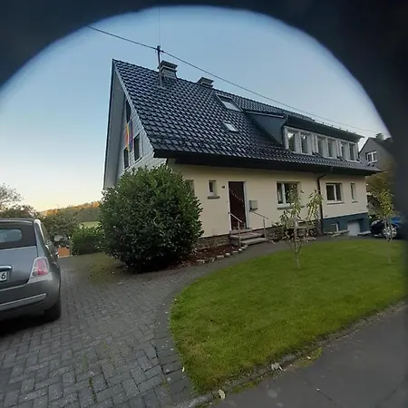 Individuelle Stilvolle Maisonettewohnung Mit Zwei Schlafzimmern, Zwei Baedern Und Sauna Am Rothaarsteig Lejlighed